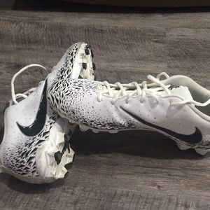 Football cleats